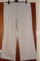 Grey Wide Leg Trousers. 18 Regular.JPG