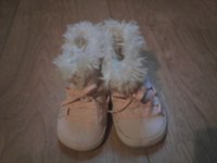 3-6 pink ugg boots.jpg