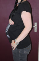 33 week side bump 1.jpg