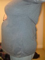baby bump 22 weeks.jpg
