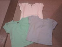 3 plain tshirts never worn.jpg