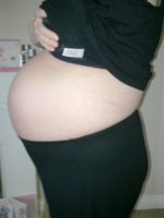 full term bump 37 weeks 10th feb 2012 1.jpg