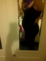 24 weeks - V day pic.JPG